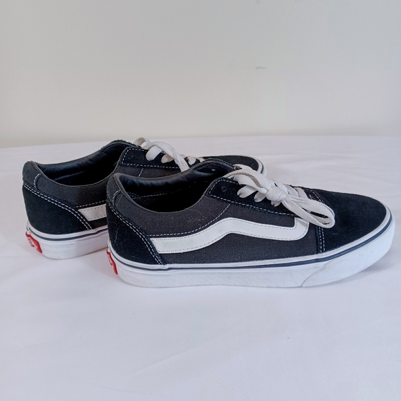 Vans Shoes - Vans Off The Wall Sneakers